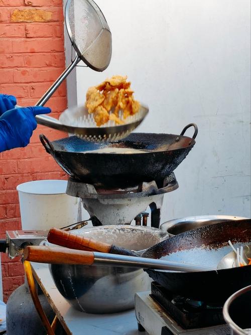 边做饭一边狂做最有效的一句：用它做饭，香味飘满整栋楼